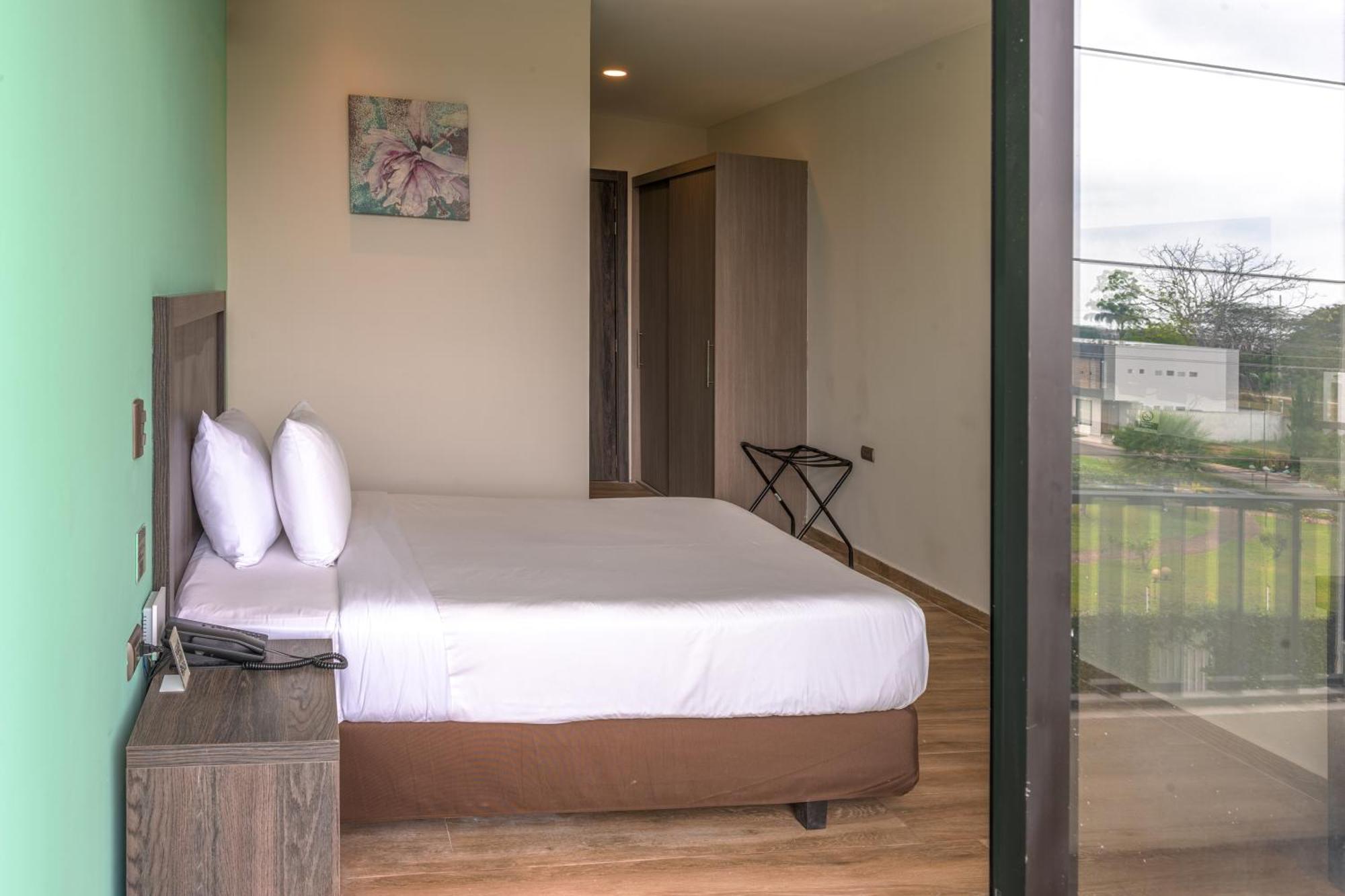 Reec Machala By Oro Verde Hotels Bagian luar foto