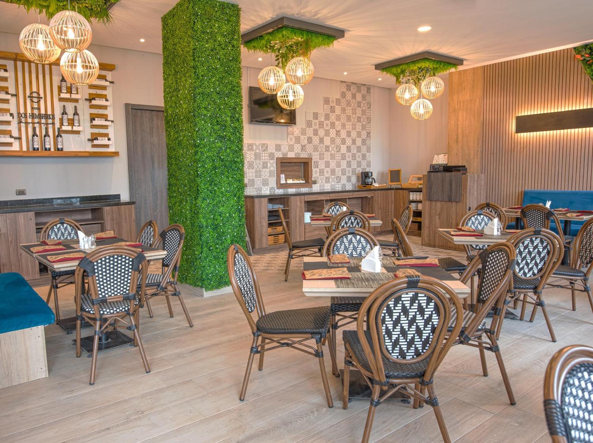 Reec Machala By Oro Verde Hotels Bagian luar foto
